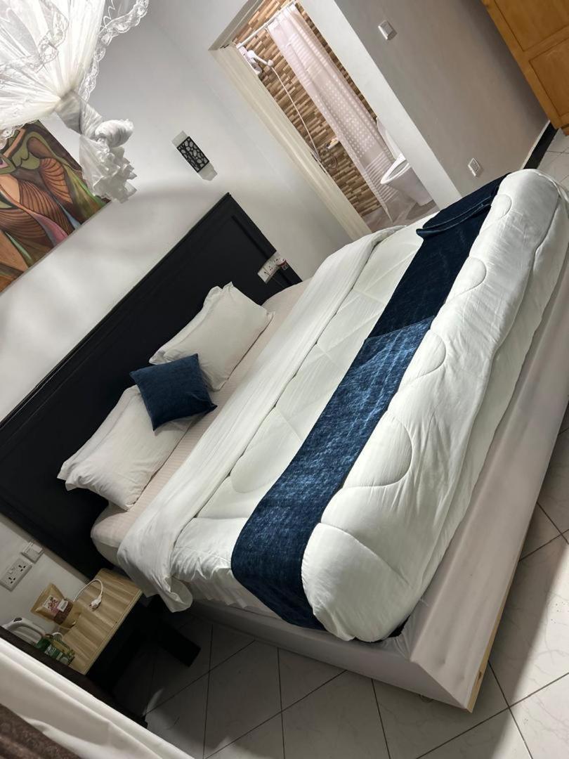 Inzozi Africa House B&B-Gishushu Кигали Экстерьер фото